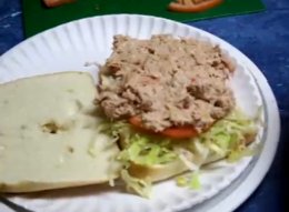 tuna-sandwich