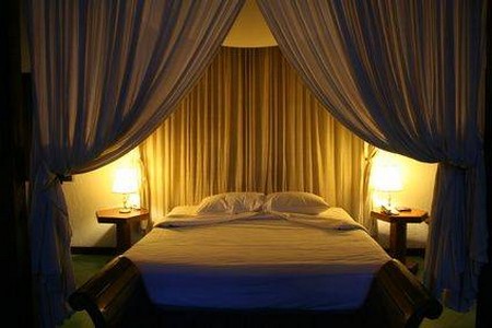 Hang Fabrics
