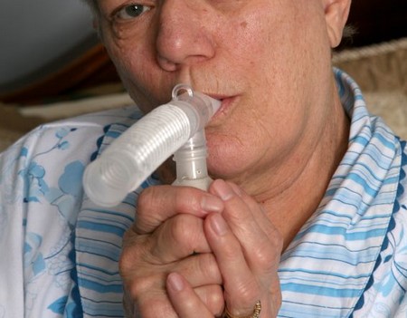 Adults Manage Asthma
