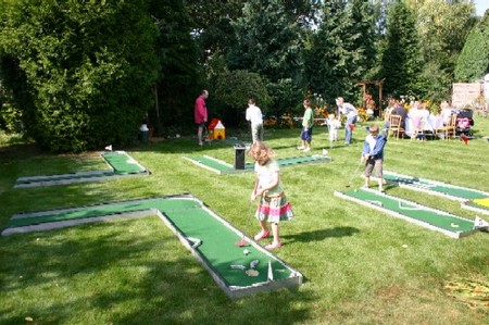 Family Leisure Garden