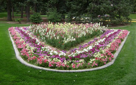 Triangular Garden