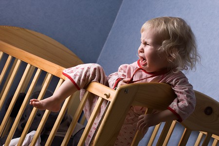 Child Weeping Cant Sleep