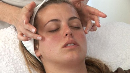Facial  Massage