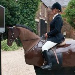 How to Choose the Clothing You Wear When Working with Horses