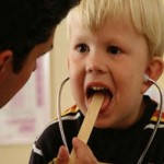 How to Treat Tonsillitis in Children 