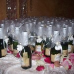 How to Pick the Right Wine for Wedding and Anniversaries