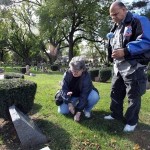 How to Honor your Pet after Death by Finding a Cemetery
