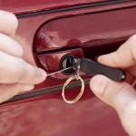 How to Pick a Lock With a Hairpin