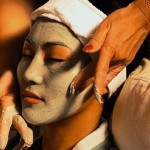 How to Make an Anti-Aging Treatment Green Tea Mask
